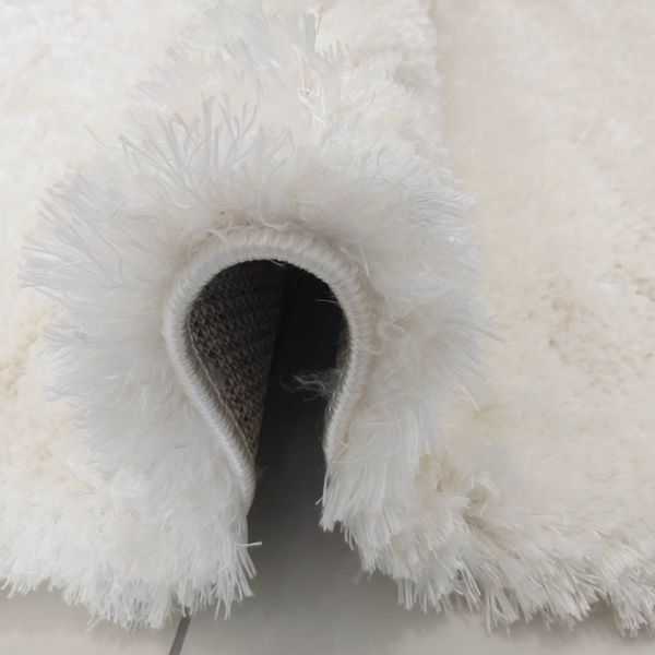DomTextilu Nadčasový krémovo biely hustý chlpatý koberec 30765-159709