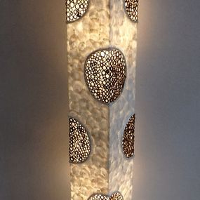 Stojacia lampa MIRABELLA , biela,perleť a bambus, ručná práca, 150 cm