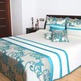 DomTextilu Luxusný prehoz na posteľ tyrkysovo krémový Šírka: 240 cm | Dĺžka: 260 cm 2482-104065