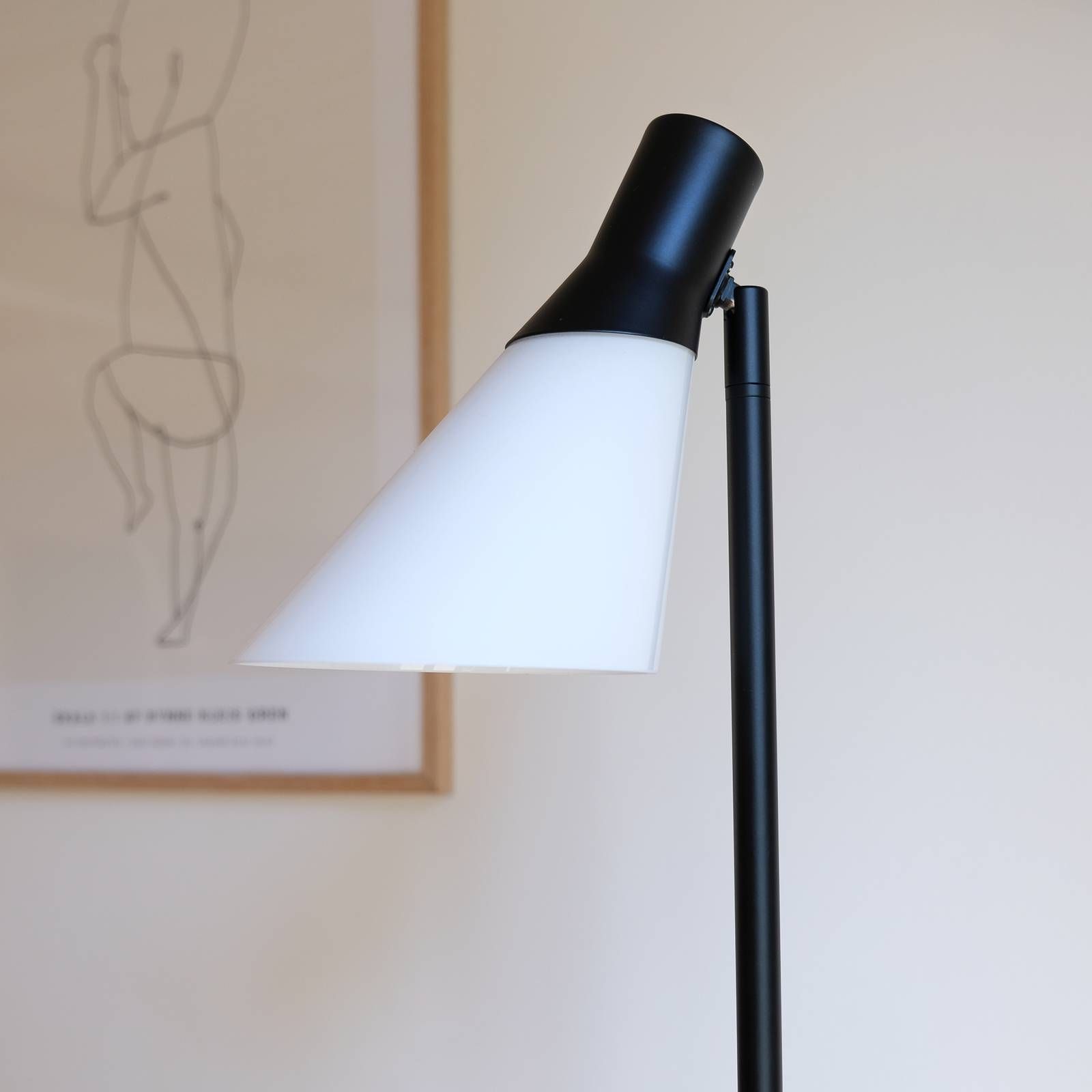 Dyberg Larsen Gent stojaca lampa, Obývacia izba / jedáleň, kov, sklo, E14, 40W, K: 147cm