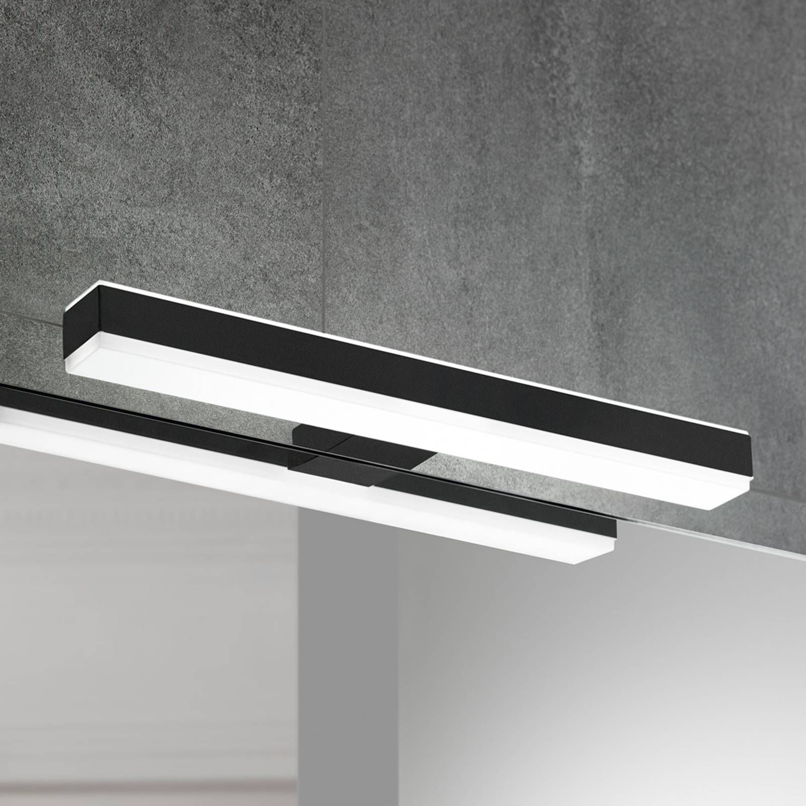 Ebir Zrkadlové LED svietidlo Veronica šírka 30cm čierna, Kúpeľňa, plast, polykarbonát, 8W, L: 30 cm, K: 3.8cm