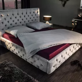 Dizajnová posteľ Laney, 180x200 cm, strieborno-sivý zamat - 