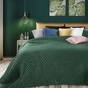 DomTextilu Smaragdovo zelený obojstranný prehoz na postel s prešívaním Šírka: 230 cm | Dĺžka: 260 cm 15289-208894