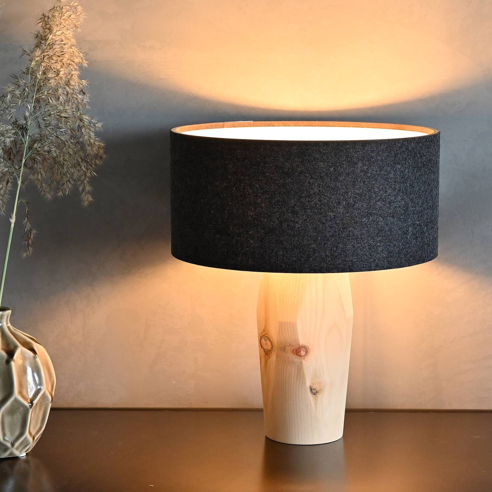 LeuchtNatur Pura stolová lampa limba/plsť antracit, Obývacia izba / jedáleň, drevo, plsť, E27, 7W, K: 33cm