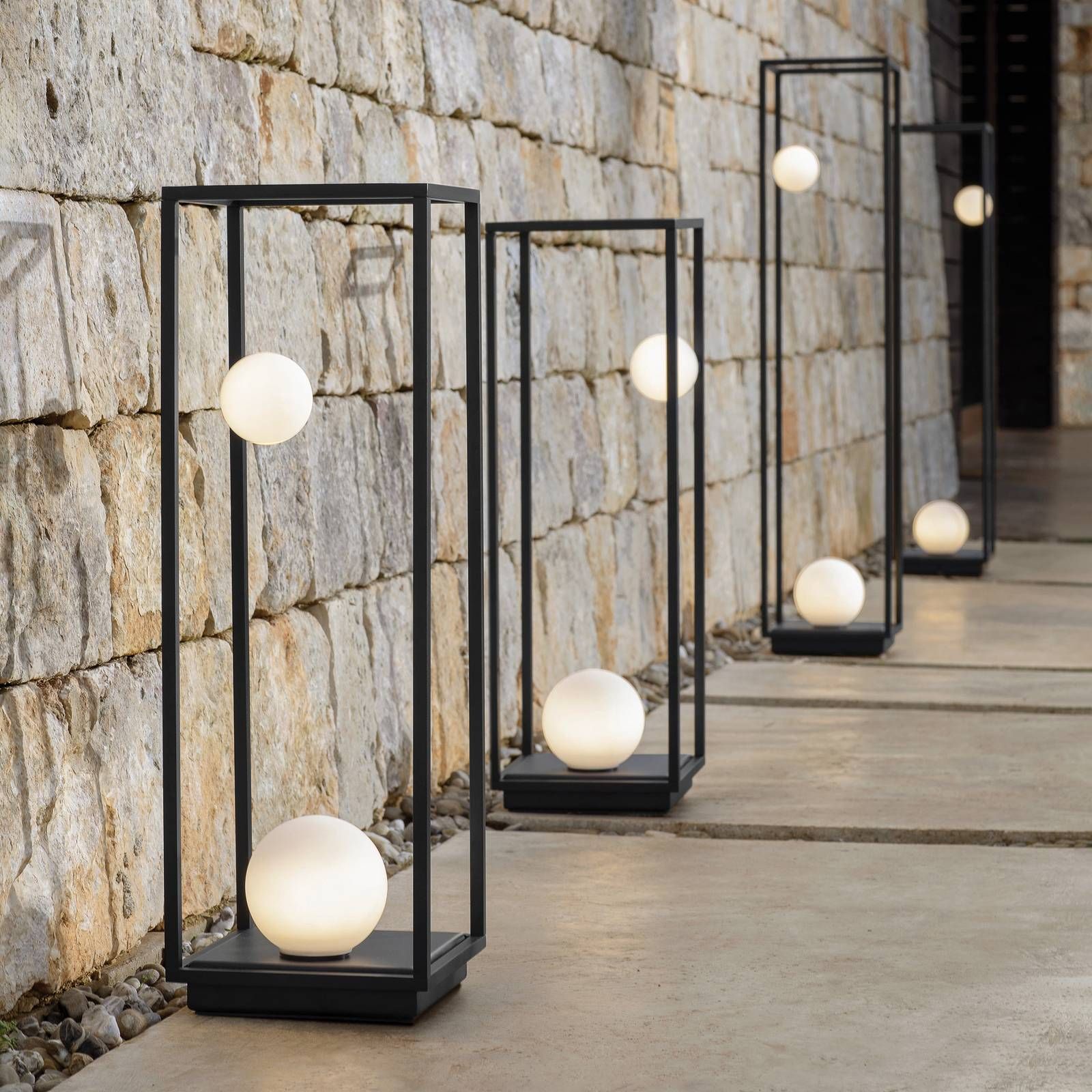 Karman Abachina stojaca LED IP65 103 cm čierna, hliník, sklo, 10.6W, P: 22.5 cm, L: 22.5 cm, K: 103cm